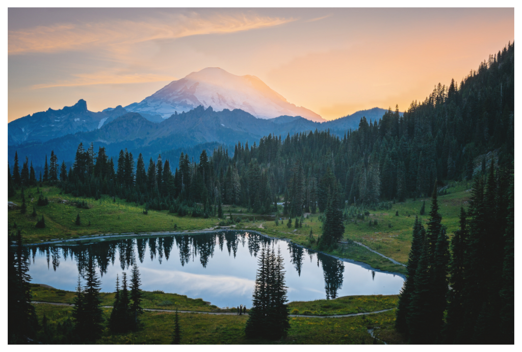 Main image Mt Rainier sunset